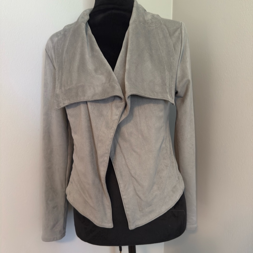 Romeo & Juliet Couture Blazer Size Medium